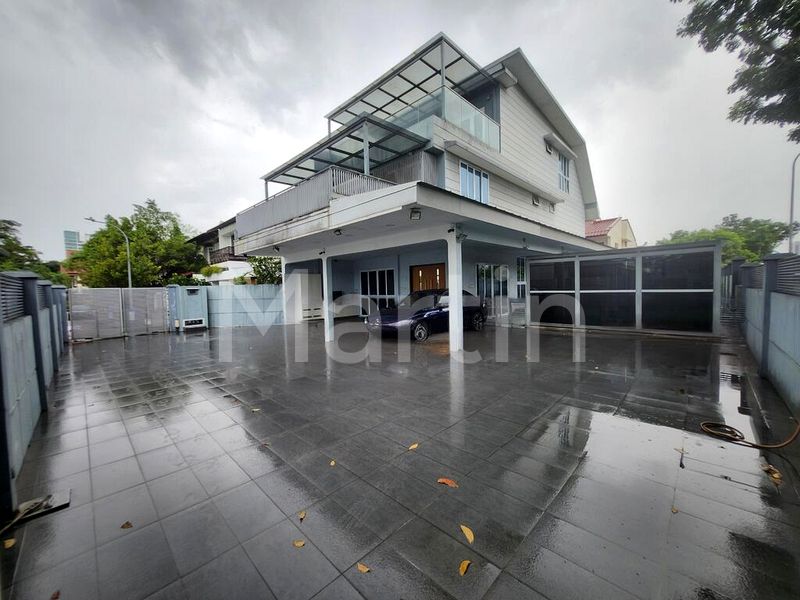 7 Bed Corner Terrace (Landed) for Sale in  Golden Hill Estate - Image 18